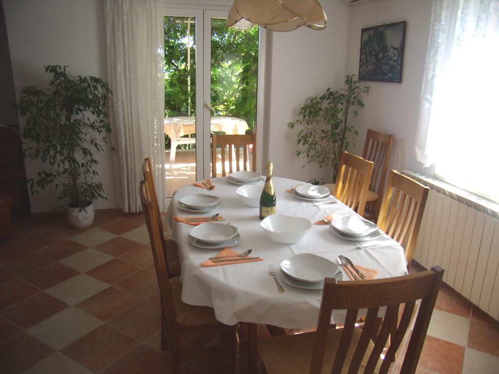 Apartments Natali Kastela Exterior photo